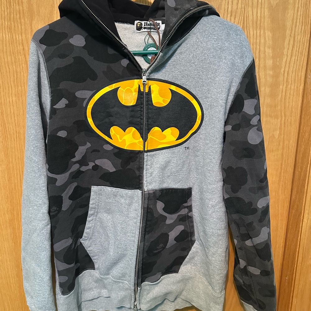 Batman Camo Hoodie with Mask - Picture 2 of 4